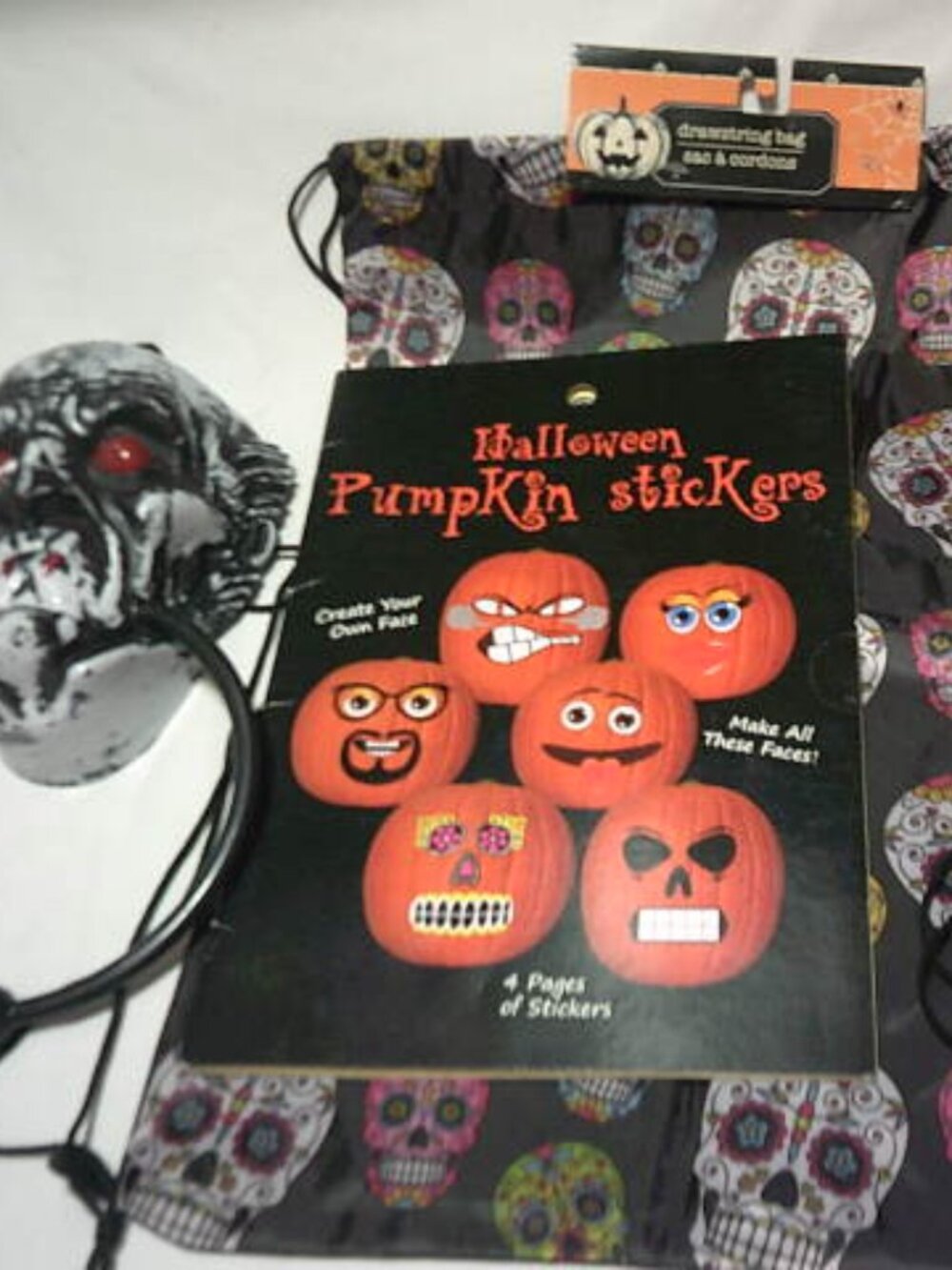 NEW FUN HALLOWEEN LOT SKULL DOOR KNOCKER DRAWSTRING SKULL BAG & STICKER BOOK 🎃